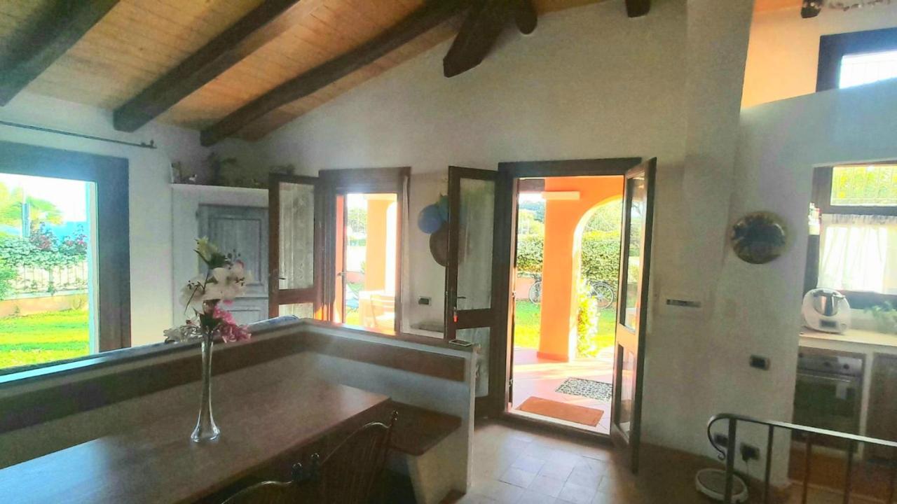 Villa Stella Fronte Mare Porto Frailis Àrbatax Exteriör bild