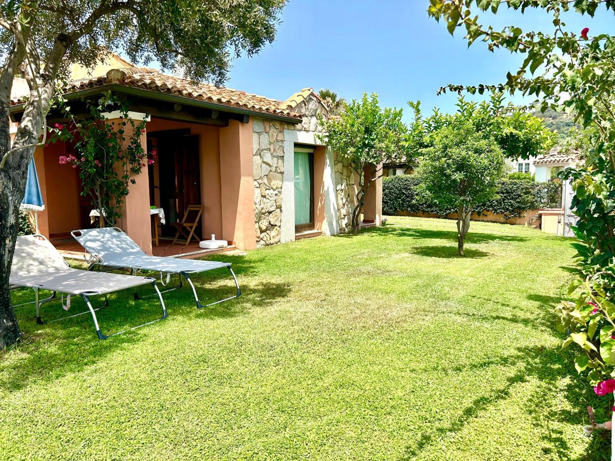 Villa Stella Fronte Mare Porto Frailis Àrbatax Exteriör bild