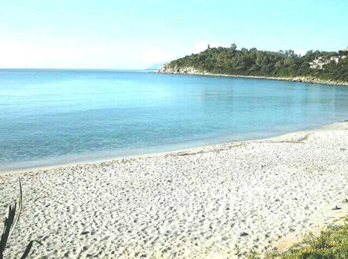 Villa Stella Fronte Mare Porto Frailis Àrbatax Exteriör bild